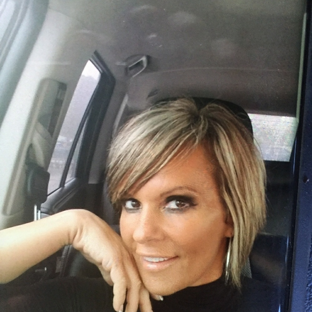 Meet your Posher, Monica